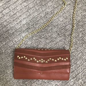 STEVE MADDON TAN CROSSBODY PURSE